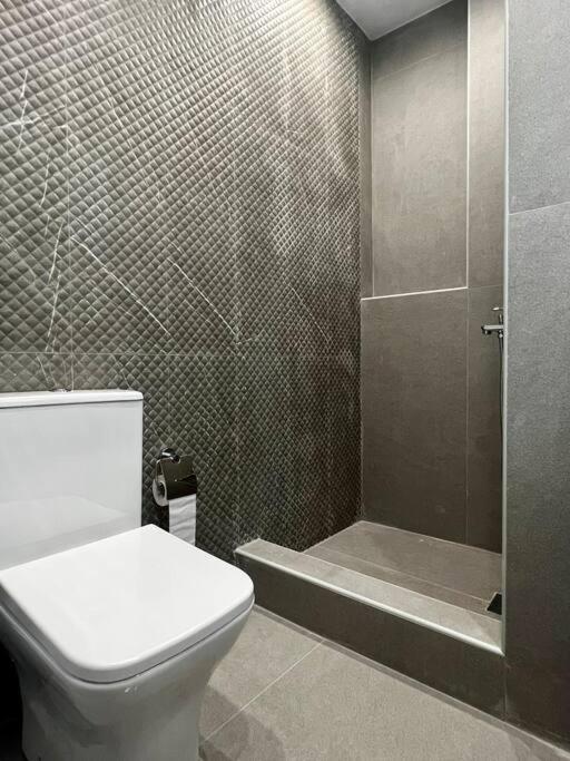 Agia Sofia Noir Apartment Thessaloníki Exteriör bild